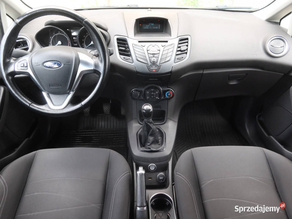 Ford Fiesta 10 EcoBoost gniazdo USB