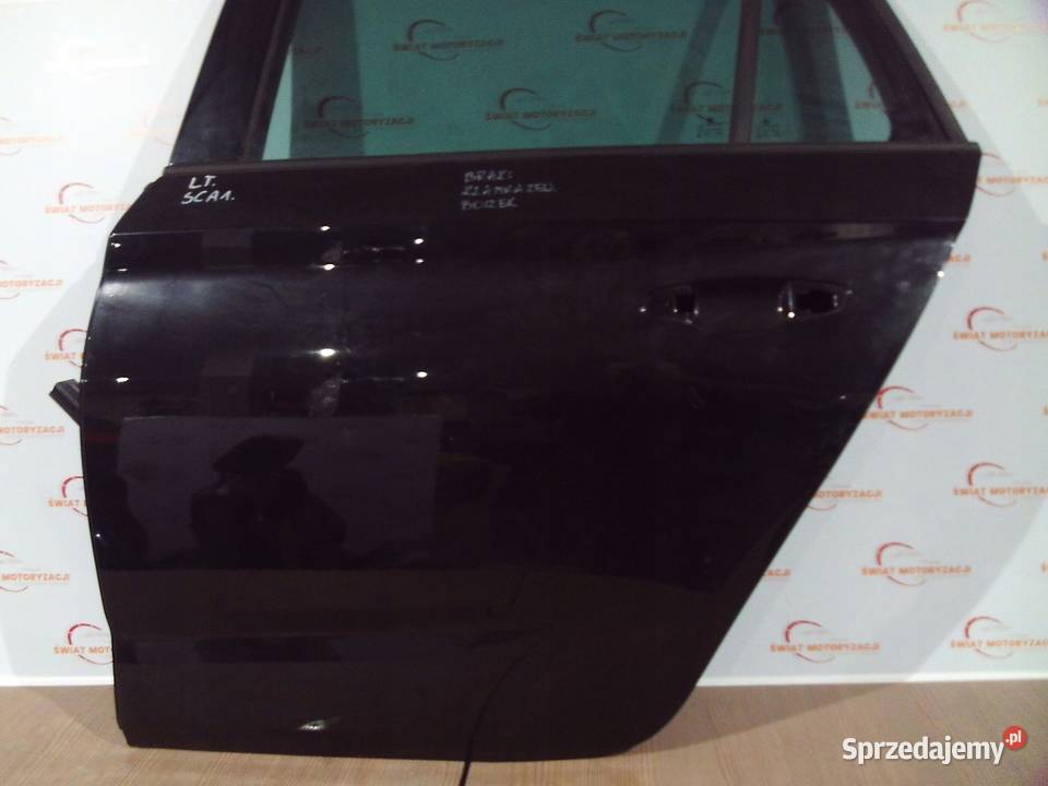 SKODA SCALA 24r drzwi lewe tył Kielce