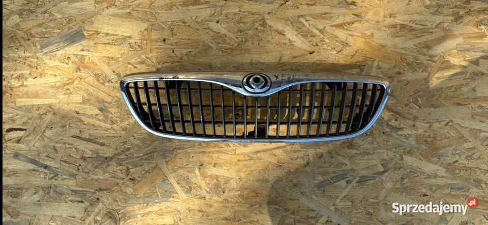 ATRAPA CHŁODNICY PRZOD GRILL CHROM MAZDA XEDOS osobowe Międzychód