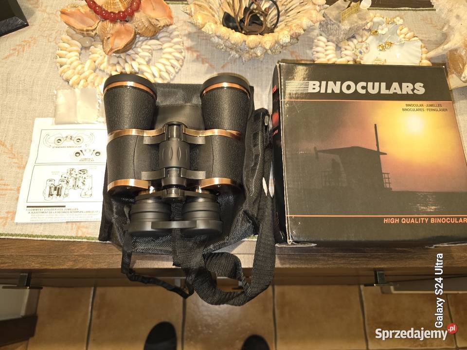 Nowa ładna lornetka 10x50