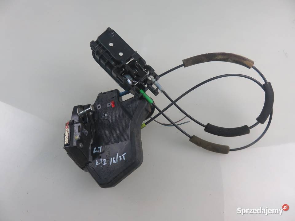 ZAMEK LEWY TYLNY TOYOTA AVENSIS II T25