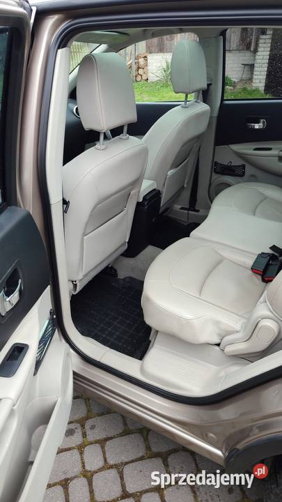 Nissan Qashqai 2 Tekna 7 osobowy automat 4x4 nieuszkodzony Jeżowe