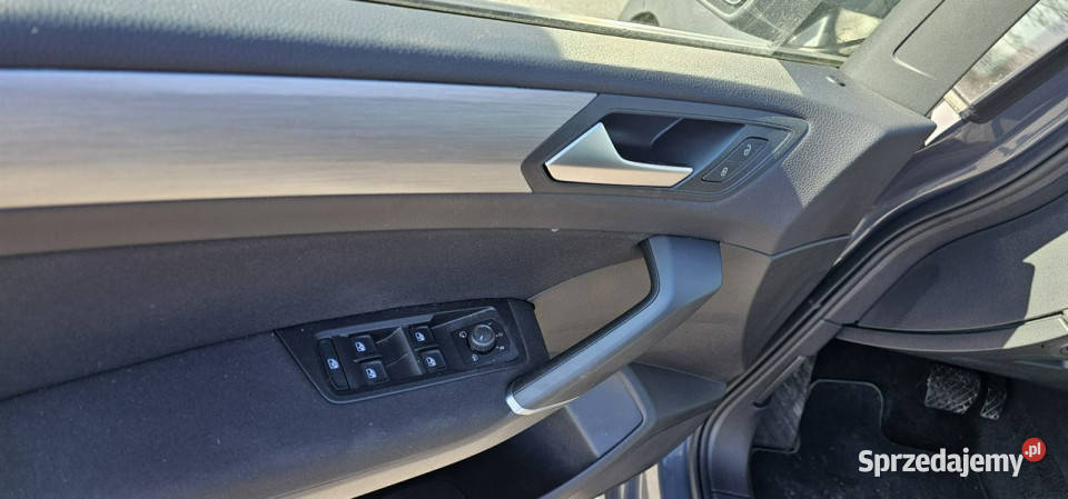 Volkswagen Touran Volkswagen Touran 15 TSI EVO 7 wielkopolskie Pleszew