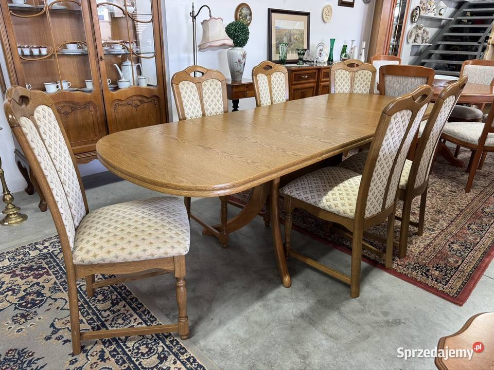 Rozkładany stół dębowy z dwoma wkładkami i Krzesła Krzesła Ełk