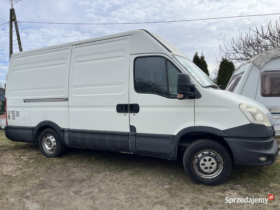 Bus IVECO Daily 23 35S15 2014r Piecki