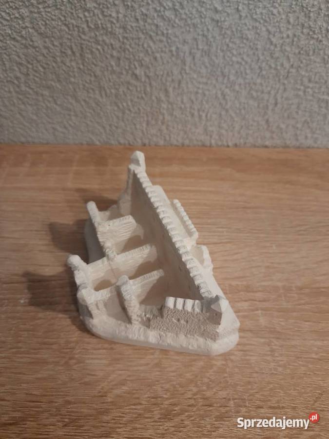 Odlew gipsowy zamek Szaki Niekrasowo świętokrzyskie Piekoszów