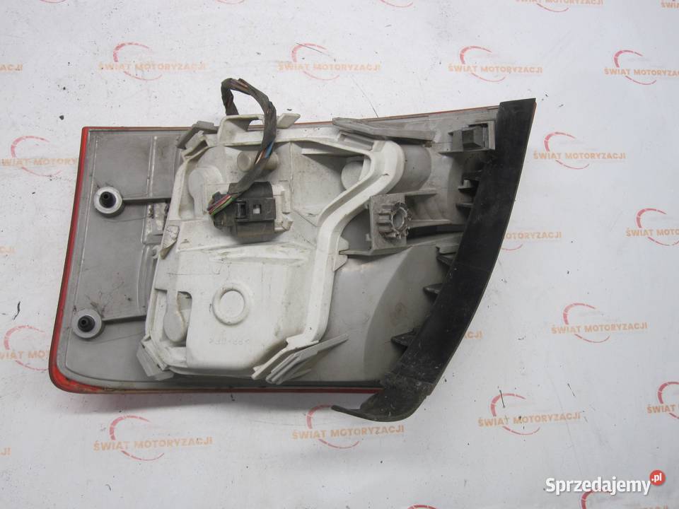 AUDI A4 B7 III 07r lampa lewa tył 8E9945095E Kielce