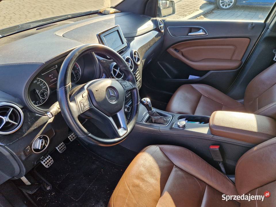 Mercedes B klasa W 246 2012r 120tkm AMG manualna Mercedes-Benz Kraków