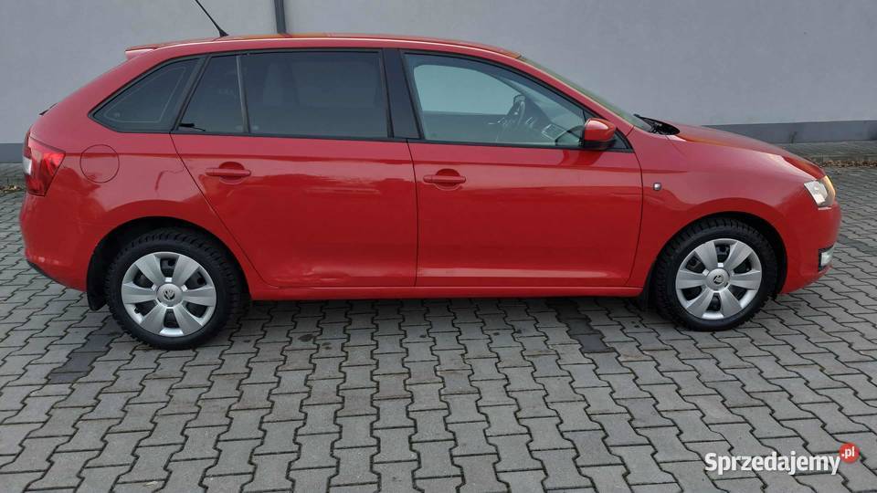 Rapid Salon Ładna Zadbana Bogato Wyposażona nieuszkodzony sprzedam