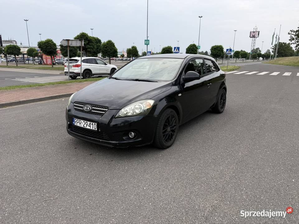 Kia Ceed 16 benzyna 2009r 232 klima sprawna manualna Cee'd łódzkie Łódź