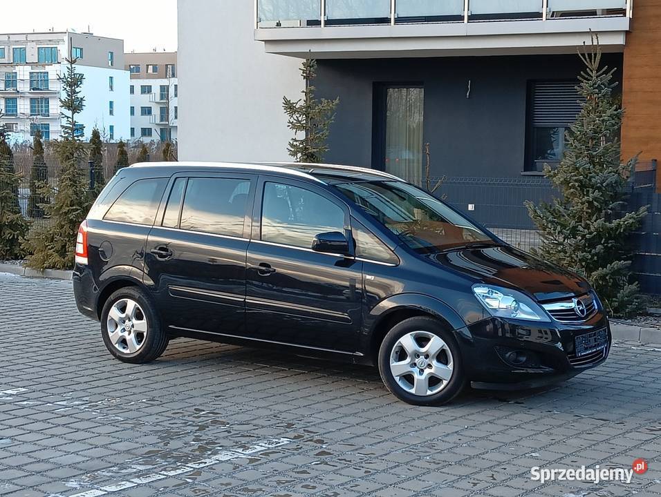 Opel Zafira 18 BenzynaBixenon 7 osob Gniezno
