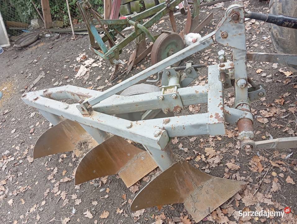 Pług 3 skibowy średni Bobowa sprzedam
