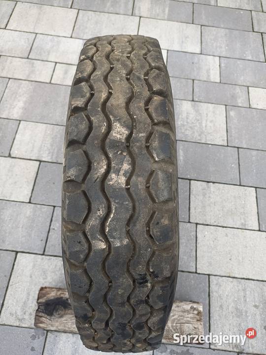 Opona Stomil z dentką i fartuchem235 6PR D117 F sprzedam