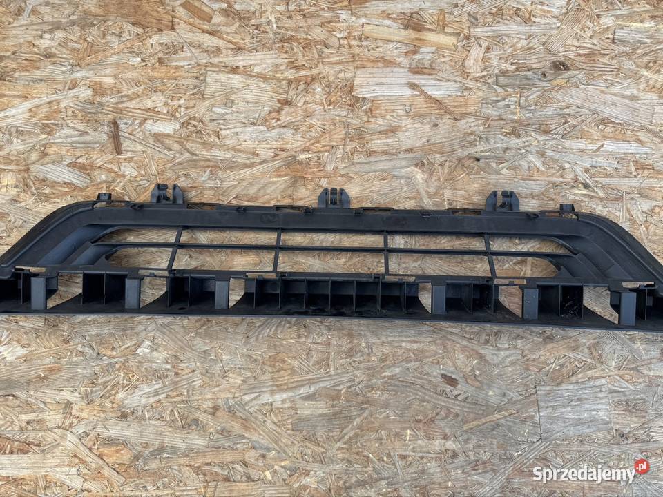 Środkowa kratka zderzaka przód BMW i3 I01 lift Części samochodowe wielkopolskie Międzychód