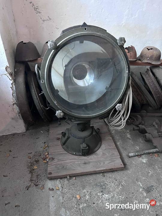 Reflektor lotniczy TYP OPR45 podkarpackie Łańcut