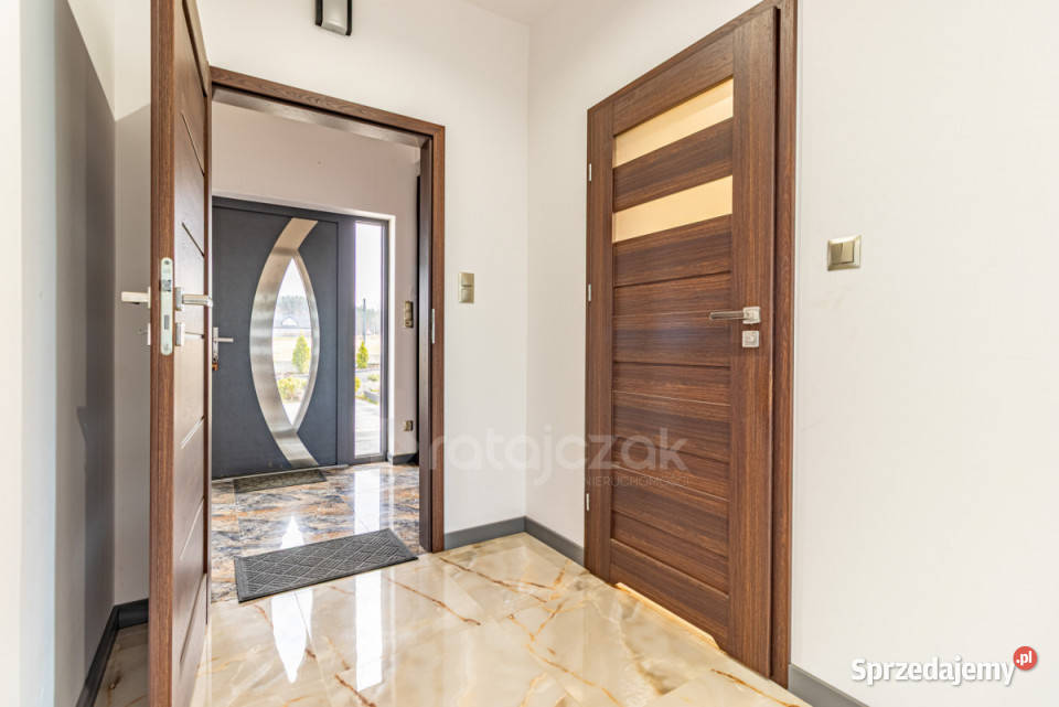 Dom wolnostojący 16503m Strzepcz Kasztanowa