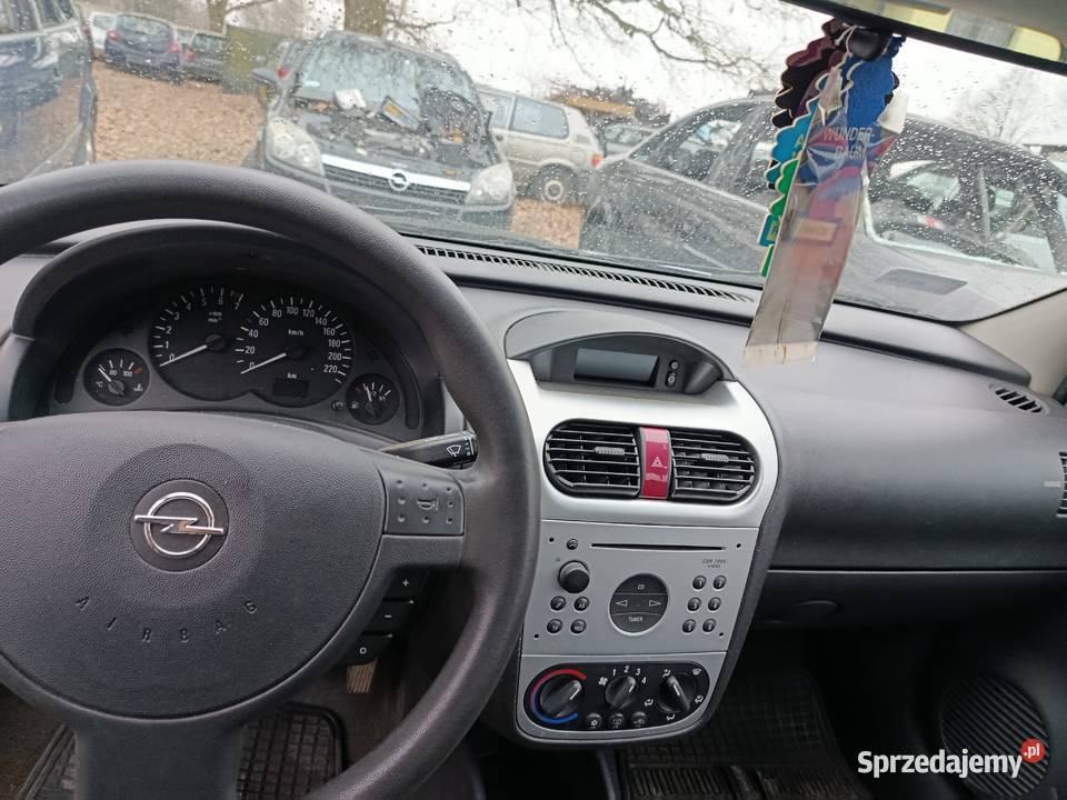 Opel Corsa C 10 43 kW 2002 r dawca części Szklarka Myślniewska