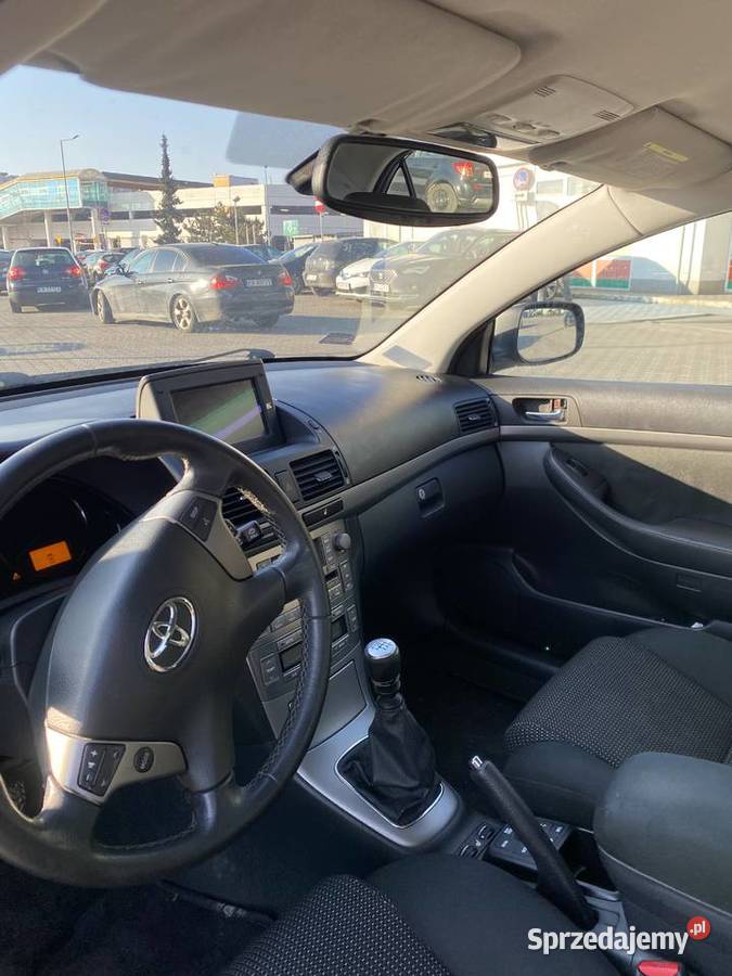 Toyota Avensis Liftback 22 Dcat 177 Zadbana Kraków sprzedam