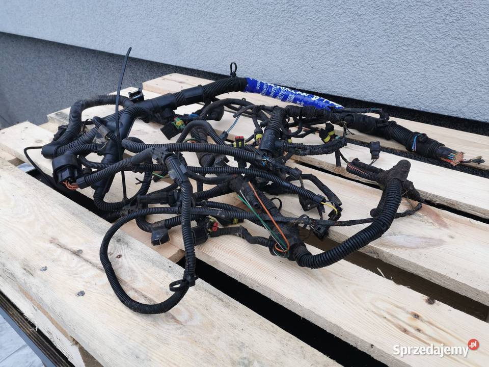 Przewody skrzyni biegów T7040 Powershift Pozostałe wielkopolskie Wilkowo