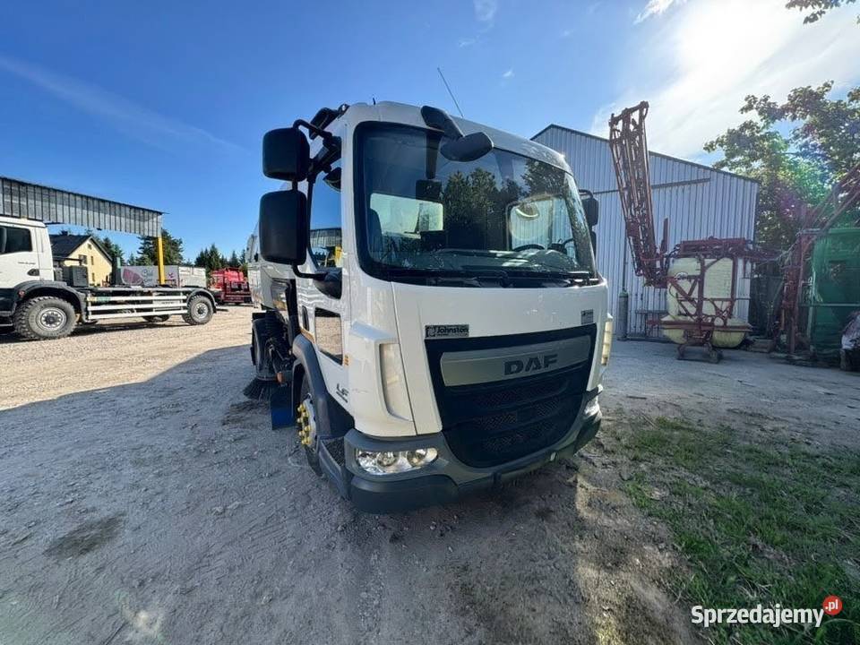 DAF LF 230 Zamiatarka JOHNSTON VT651 2017 EURO 6 Rok produkcji 2017 Markowice