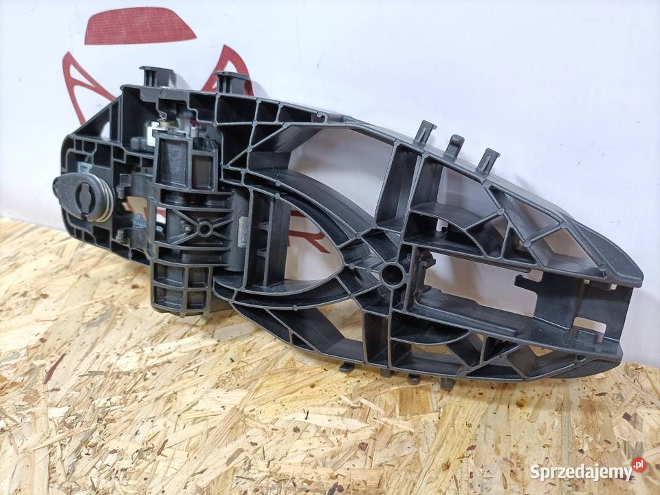 FORD PUMA UCHWYT MOCOWANIE STELAŻ KLAMKI DRZWI Pleszew