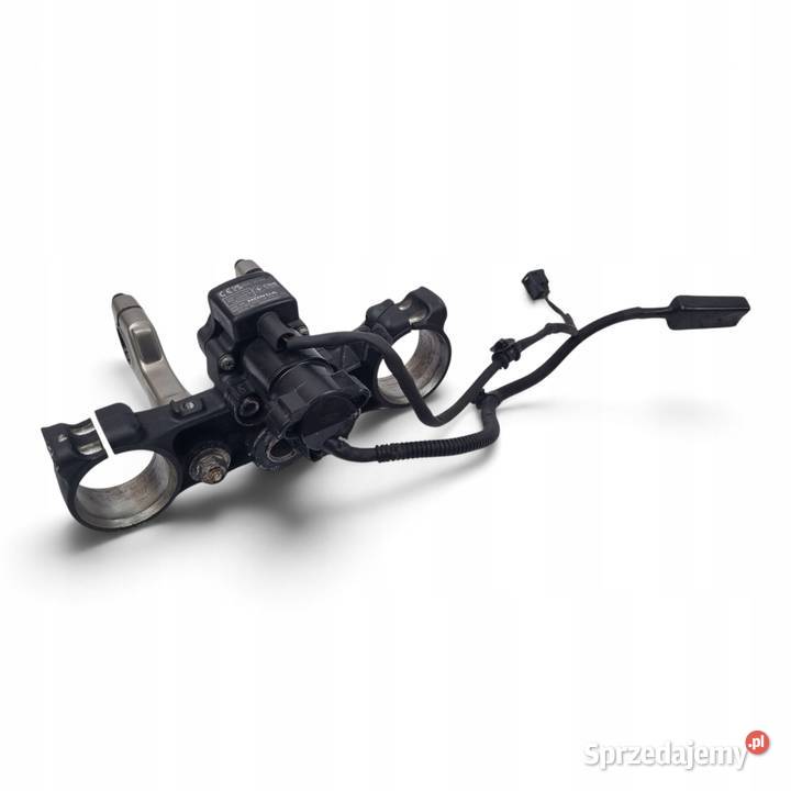GÓRNA PÓŁKA STACYJKA Honda Transalp XL750 23 lubelskie