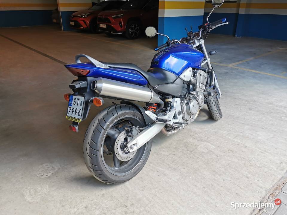Honda CB 900F HORNET Oryginał bezwypadkowy Rok produkcji 2002 Tychy