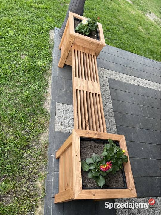 Donica drewniana z ławką wkłady