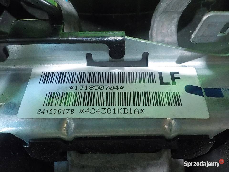 NISSAN JUKE I F15 16 B 13r 5D kierownica