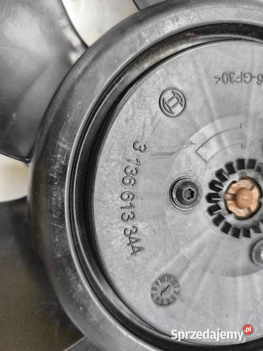 WENTYLATOR CHŁODNICY MODUŁ MERCEDES C W204 LIFT sprzedam