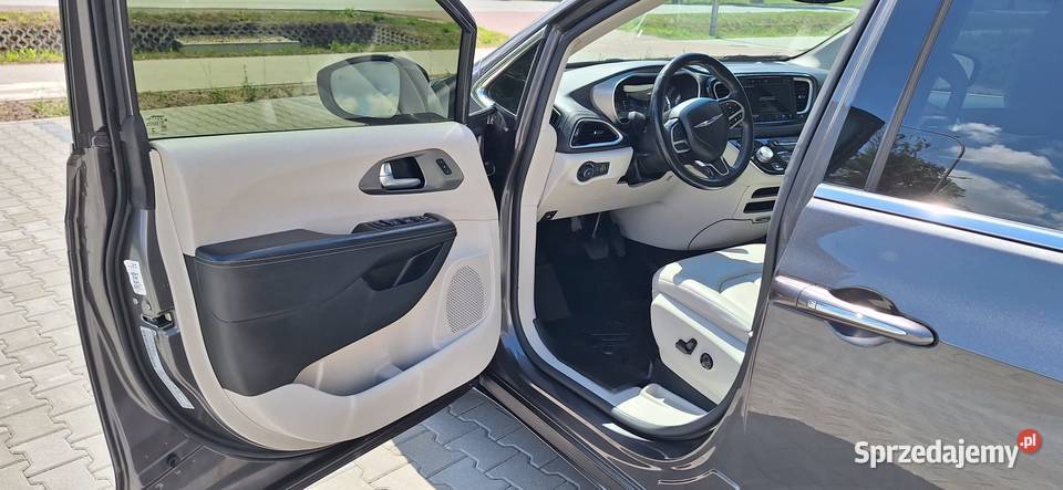 Chrysler Pacifica hybryd Plugin 2021 zar w Pacifica mazowieckie Radzymin