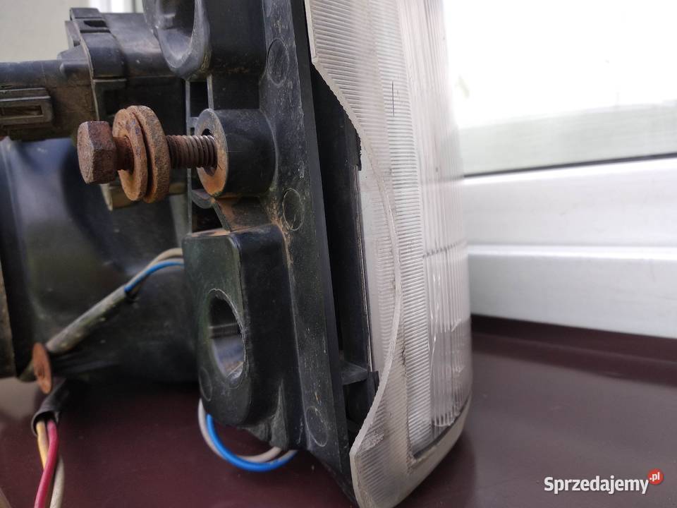 Iveco Eurocargo I 1 lampa przednia prawa Sieradz