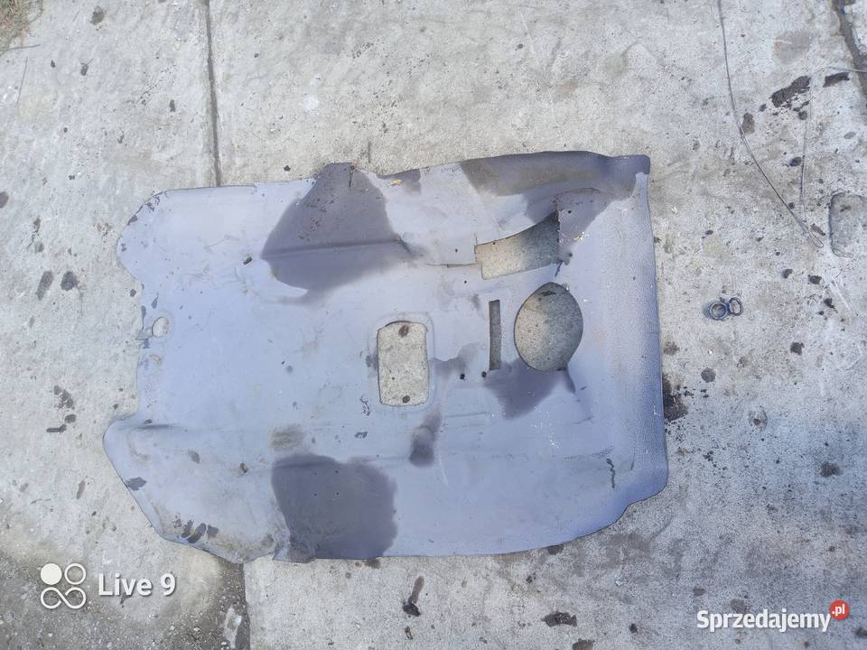 Mercedes g klasa mata pod konsolą Kocmyrzów