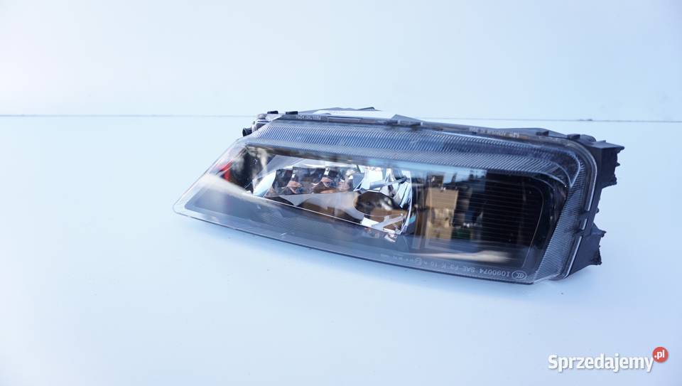 HALOGEN PRAWY PRZEDNI PRZÓD VOLKSWAGEN TIGUAN Nowy Tomyśl