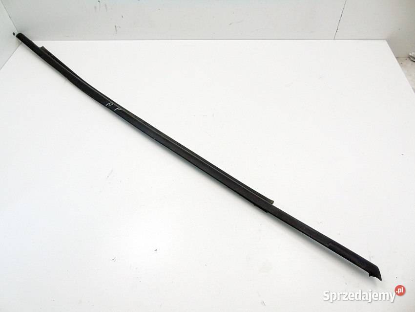 Uszczelka parapet zewnętrzny szyby prawy przód Sosnowiec