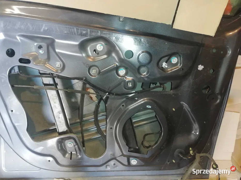 Drzwi lewy przód Opel Meriva B Kod koloru Z177 Rok produkcji 2010 Drzwi Motoryzacja łódzkie