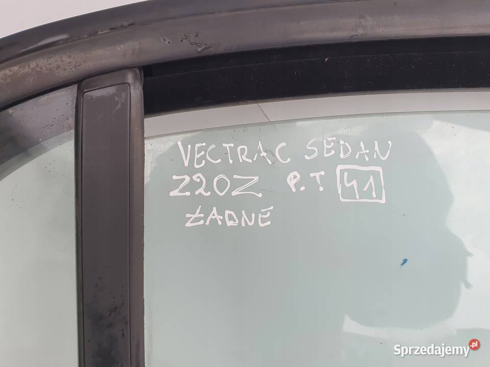 Opel Vectra C SEDAN TYLNE DRZWI PRAWE TYŁ Z20Z Rudka