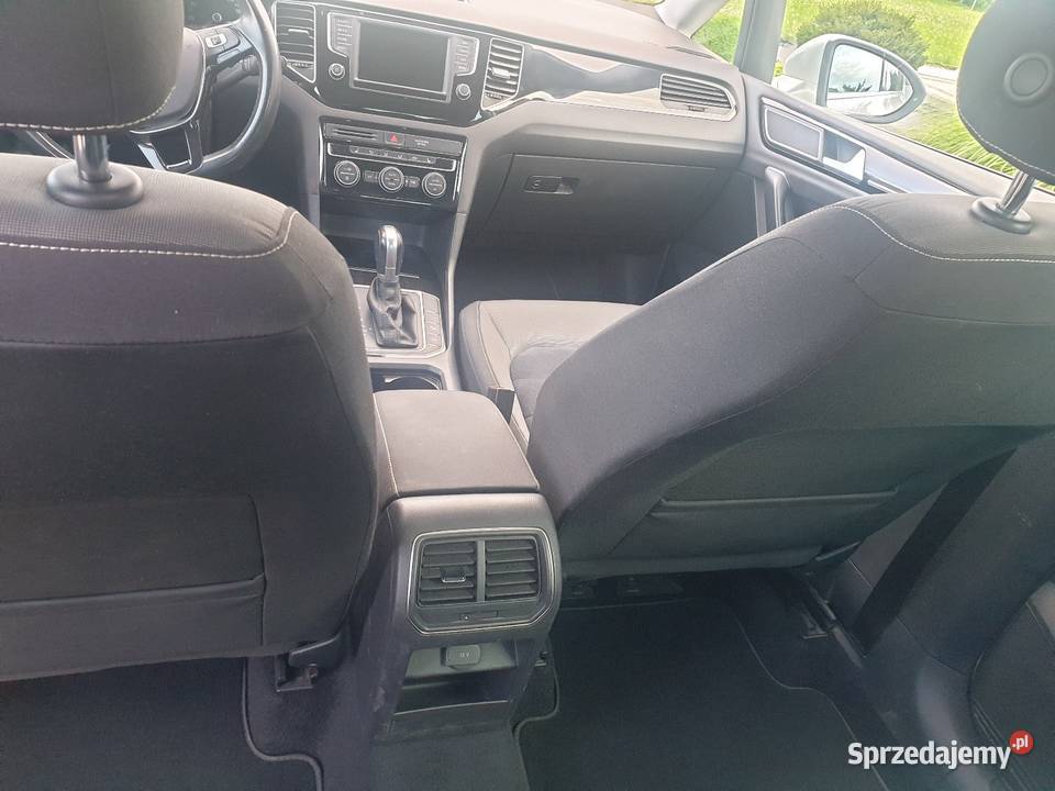 Golf Sportsvan 2016r diesel światła przeciwmgielne Liszki