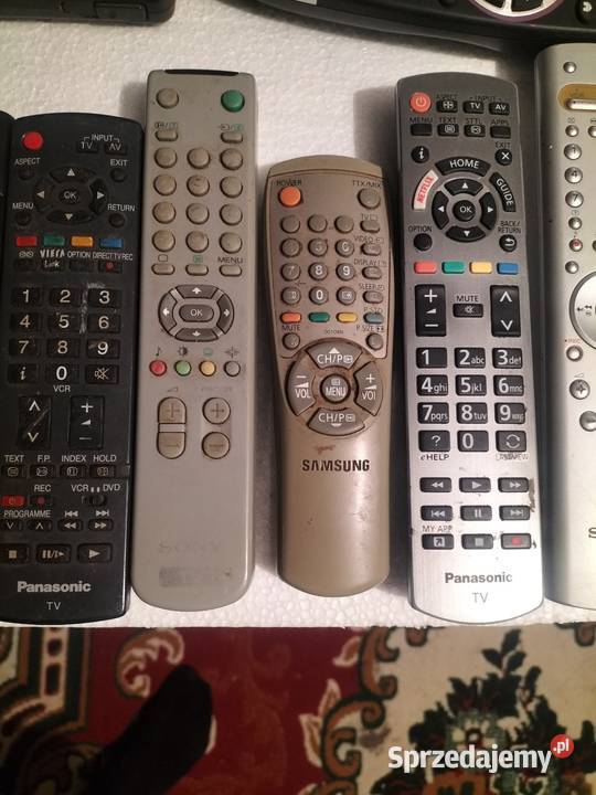 Piloty do tv VHS dvd mazowieckie sprzedam