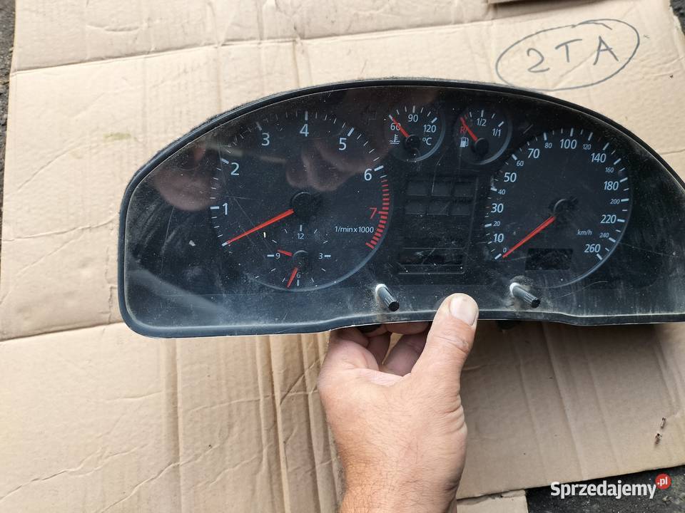 AUDI A4B5 A4 B5 8D0919861C LICZNIK ZEGARY lubelskie Kamień-Kolonia sprzedam