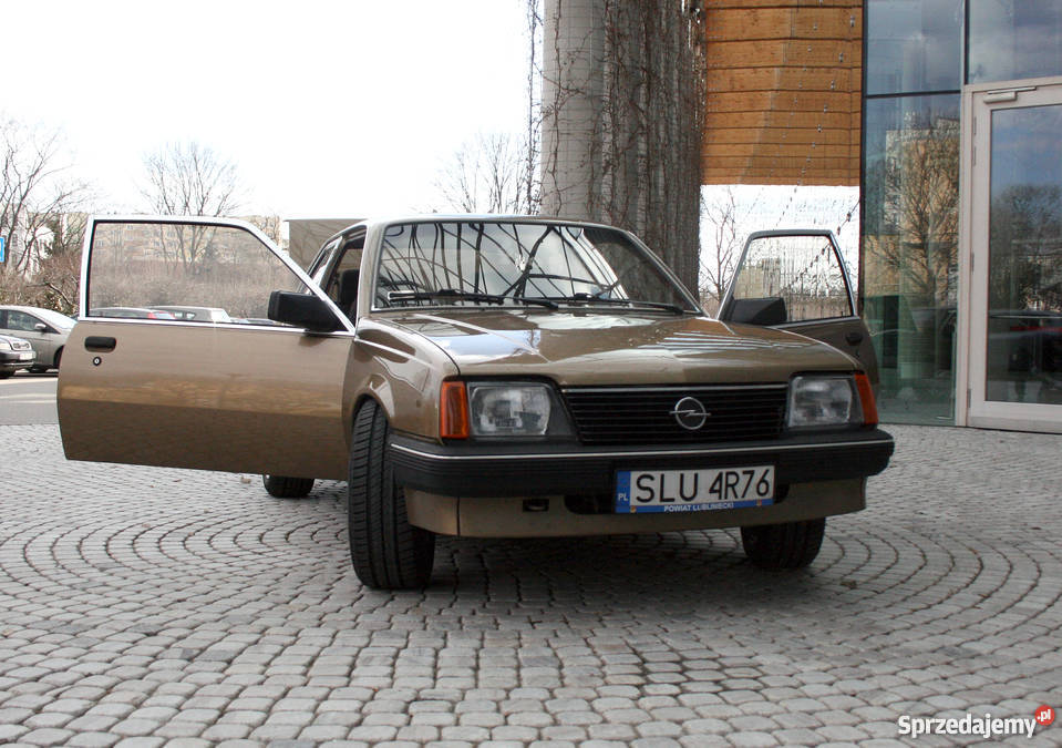 OPEL ASCONA C 1983r 20 BG szyberdach Białystok sprzedam