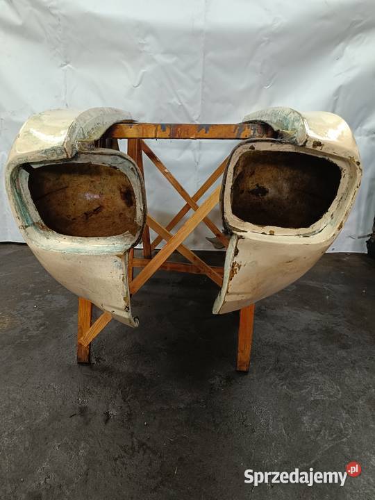 Błotniki Audi 60 L F103 Prawy i lewy stan db Mikołów