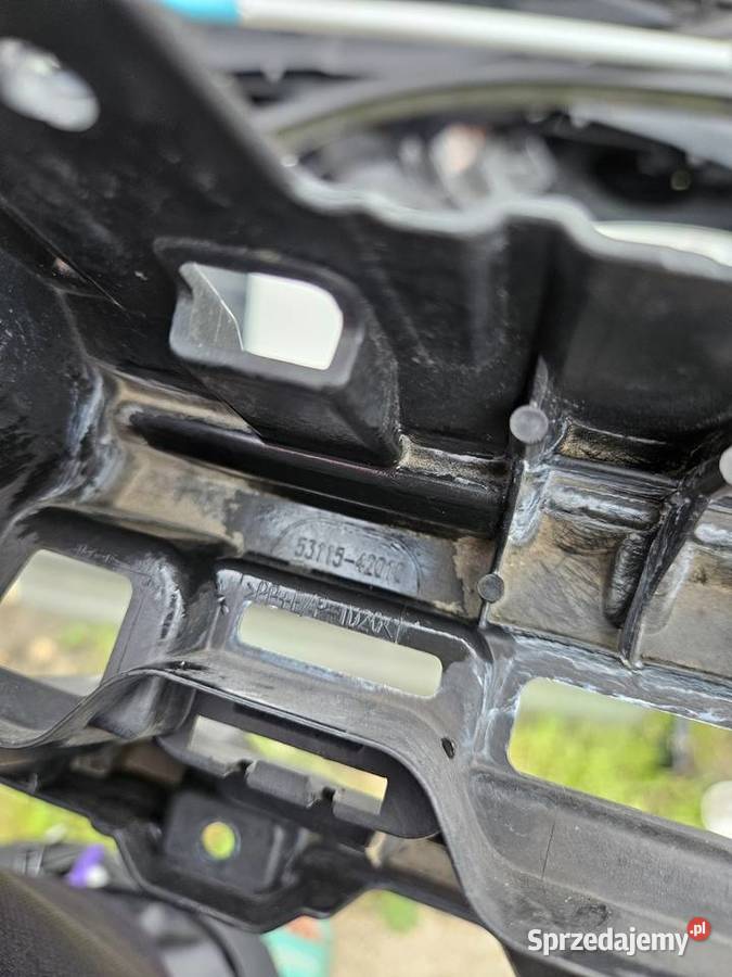 TOYOTA RAV4 V WZMOCNIENIE STELAŻ GRILLA ATRAPY wielkopolskie Międzychód