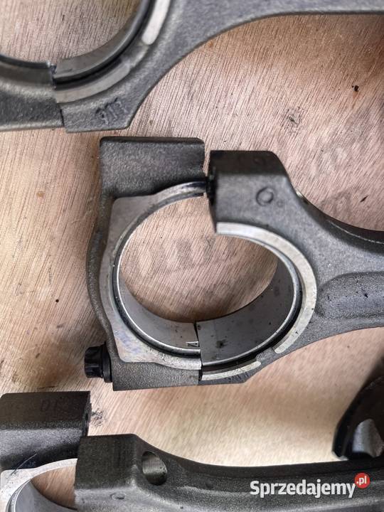 Korbowód tłok N47 177 BMW E90 E87