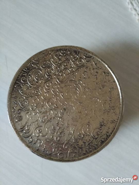 Okrągłe puzederko na biżuterięmetalowe Ropa sprzedam