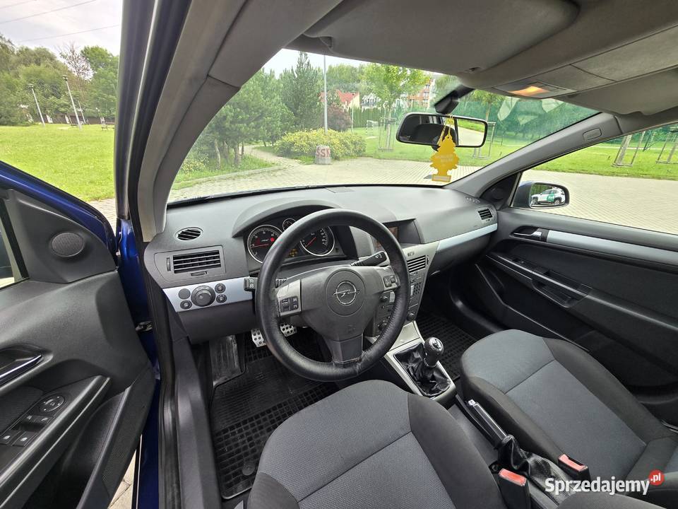 Opel Astra 17 ISUZU klima fajny stanmałe elektryczne lusterka Rzeszów