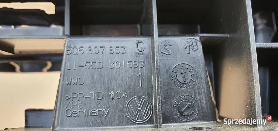 VW GOLF VII 7 ŚLIZG ZDERZAKA TYŁ 5G6807863C Karoseria lubuskie Trzciel sprzedam