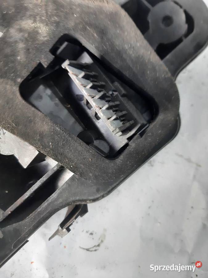 Opel Astra H HB listwa wkład lampy prawej tylnej Ksawerów