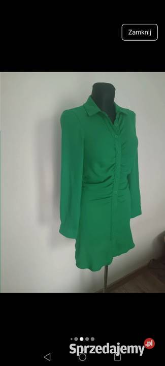 Sukienka zielona zapinana na guziki z
