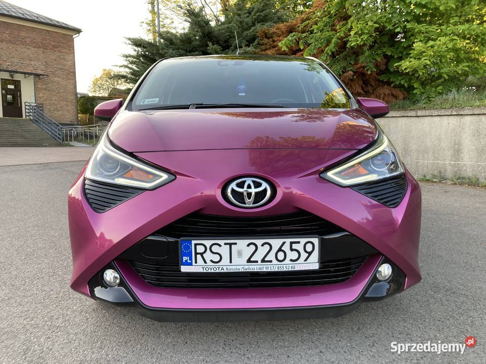Toyota Aygo Selection XCITE Magenta 2018 r małopolskie Kraków